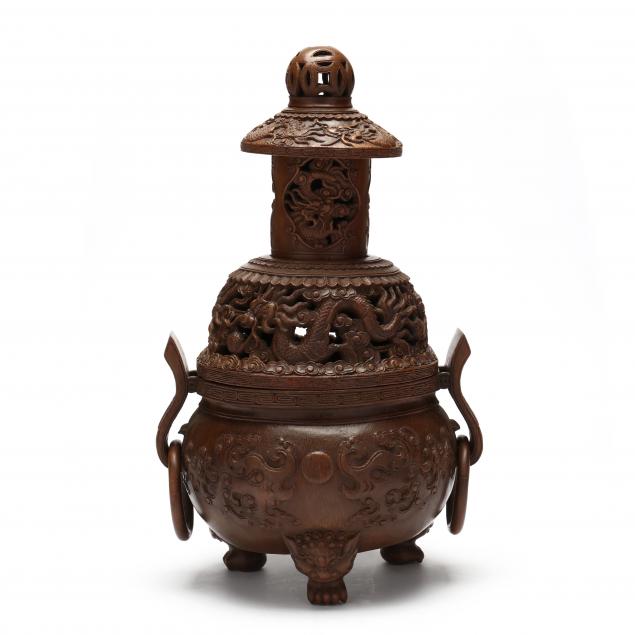 A CHINESE CARVED BAMBOO TIERED 345e4b