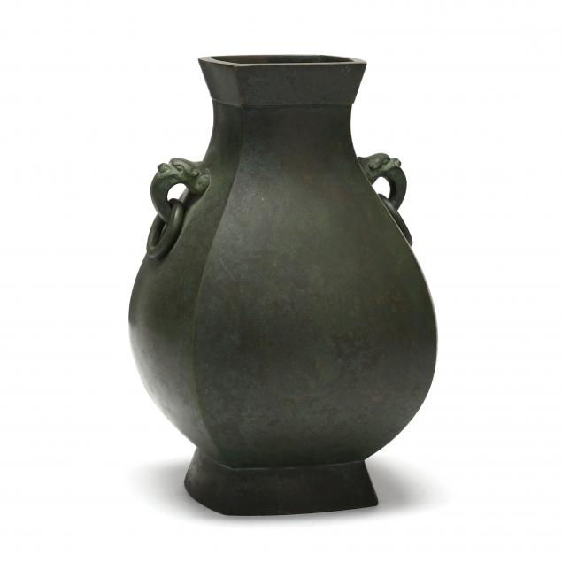 A JAPANESE BRONZE VASE Meiji or 345e5b