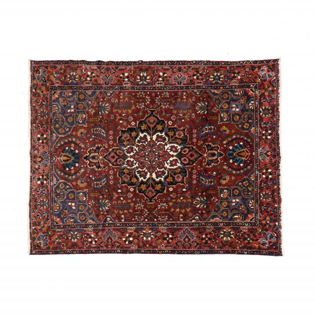 BAKHTIARI CARPET Burgundy field