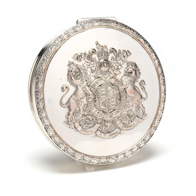 A VICTORIAN SILVERPLATE ROYAL SEAL 345f09