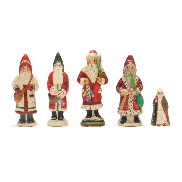 FIVE SMALL VAILLANCOURT SANTA FIGURES  34600e