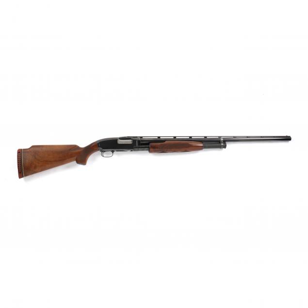 WINCHESTER MODEL 12 PUMP ACTION SHOTGUN