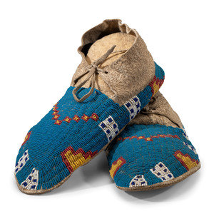 Northern Plains Beaded Hide Moccasins late 3465c6