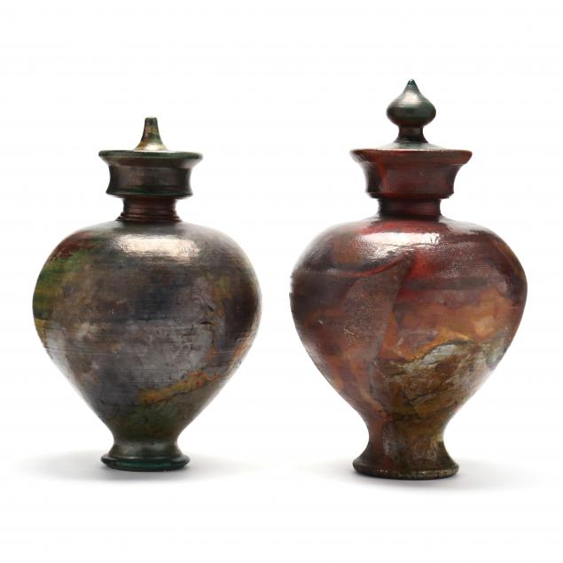  A PAIR OF RAKU COVERED URNS MARK 348d40