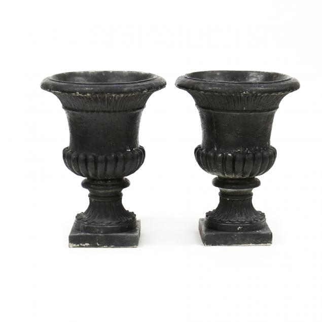 PAIR OF CLASSICAL STYLE CAST STONE 348db4