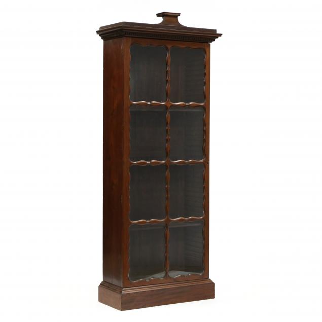 GEORGE III MAHOGANY BOOKCASE Circa 348f03