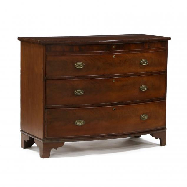 GEORGE III MAHOGANY BOW FRONT CHEST 348f1d