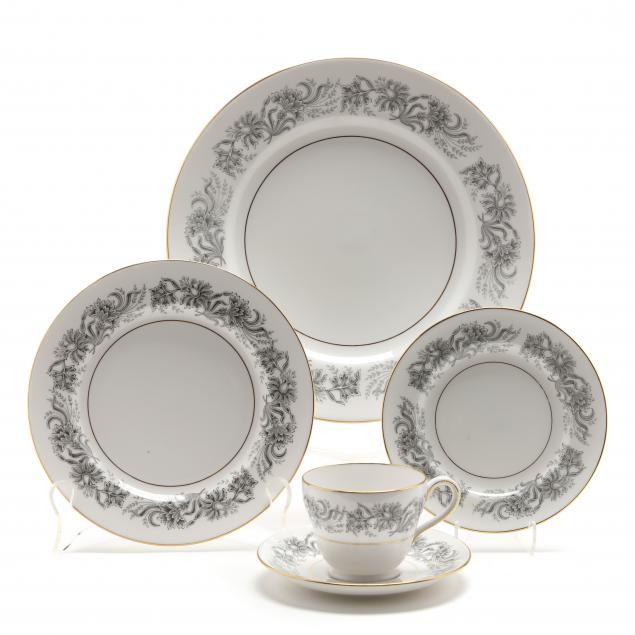 PARTIAL SERVICE FOR EIGHT, SPODE