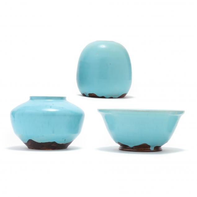 THREE EARLY TURQUOISE POTS BEN 34915f
