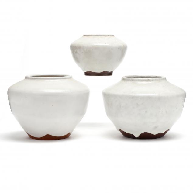 THREE SHOULDER VASES, BEN OWEN MASTER