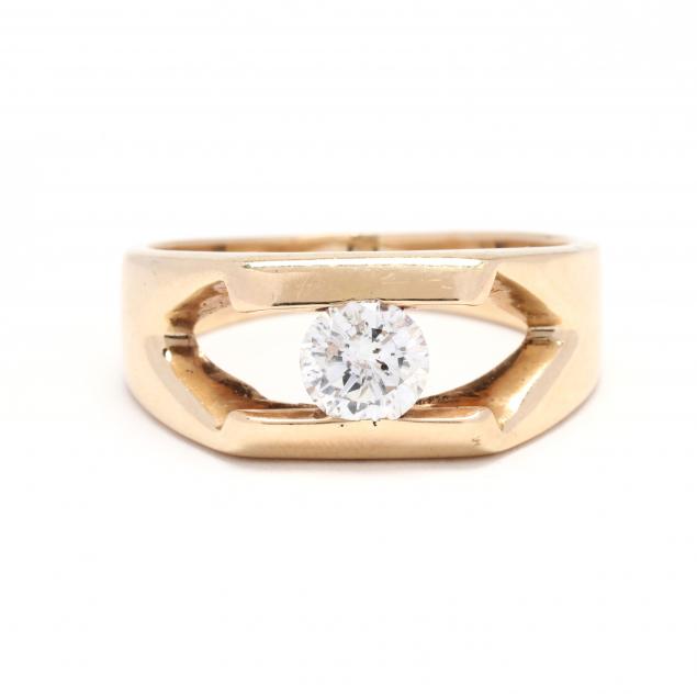 GENT S GOLD AND DIAMOND RING Designed 34928d