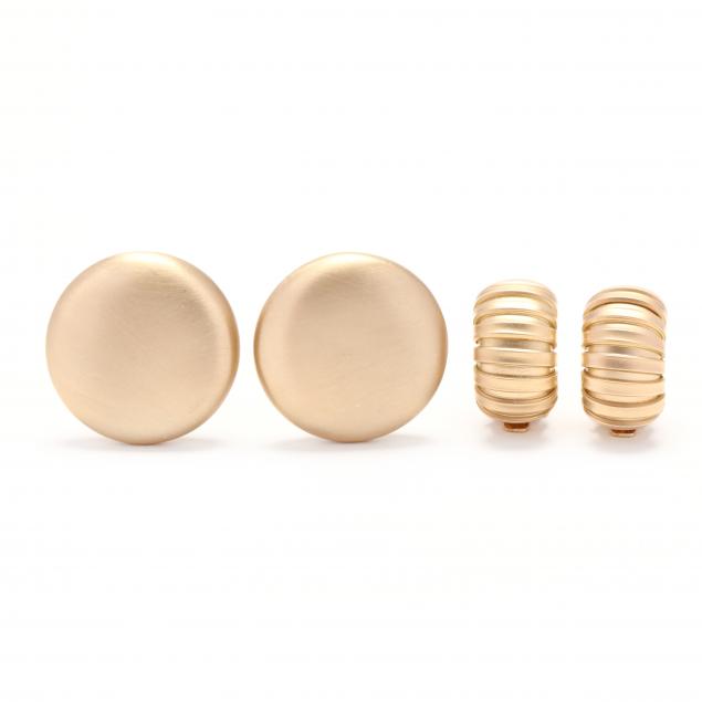 TWO PAIRS OF GOLD EARRINGS Both