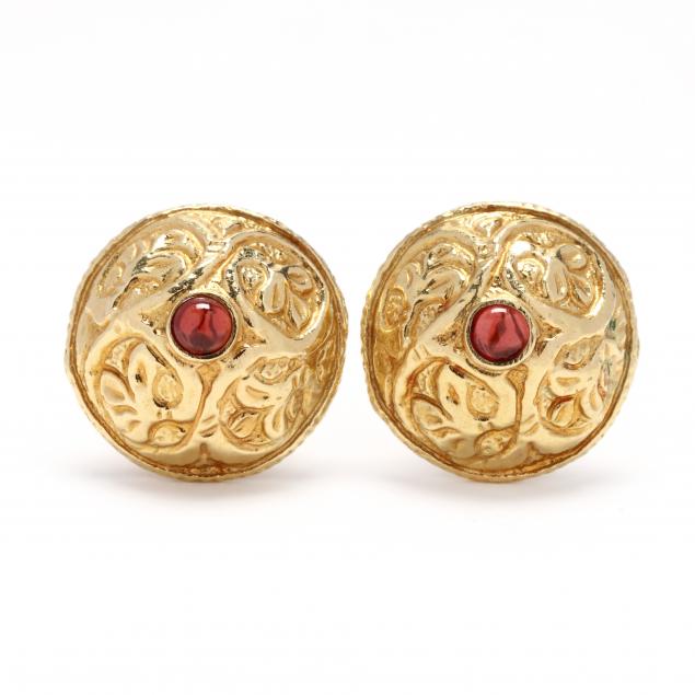 GOLD AND GEM-SET RENAISSANCE STYLE EARRINGS,