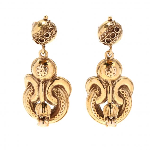 PAIR OF GOLD SERPENT MOTIF EARRINGS