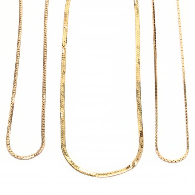 THREE GOLD CHAIN NECKLACES To include 3492ea