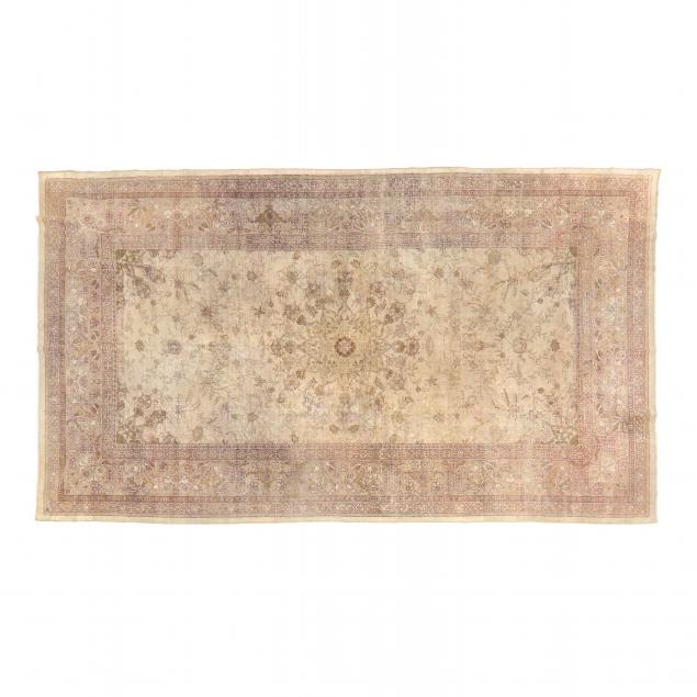 TURKISH CARPET Centered with a 3494c5