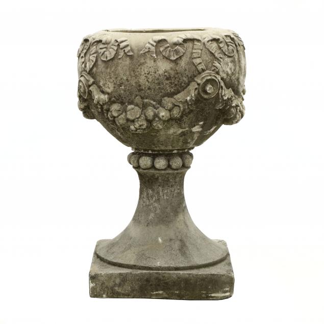 LARGE CAST STONE GARDEN URN ON 34975c