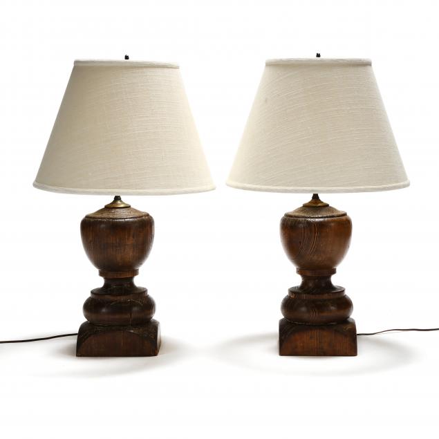 PAIR OF WOOD URN TABLE LAMPS 20th