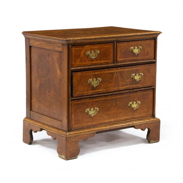 GEORGE II BURL WALNUT DIMINUTIVE 3499ea