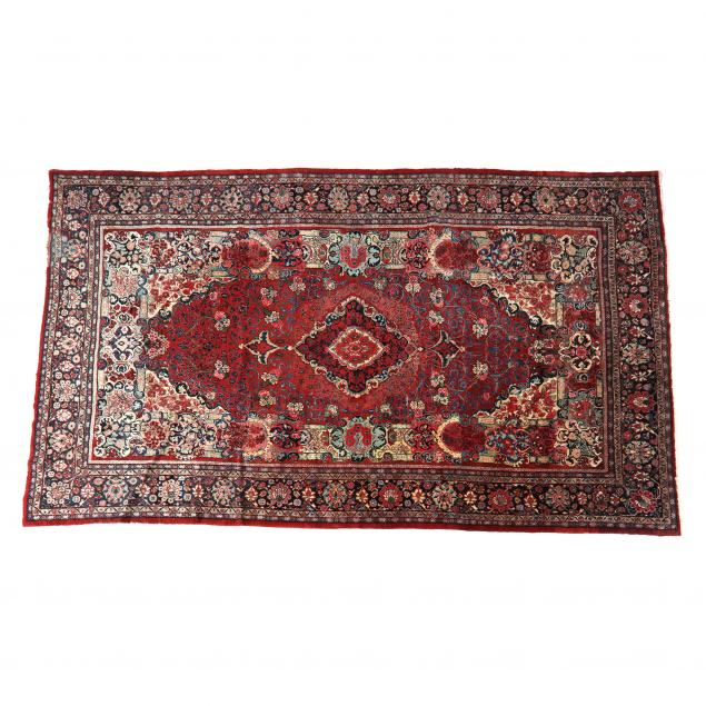 LARGE MAHAL CARPET Medallion on