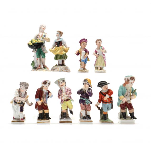 A SELECTION OF EIGHT KPM FIGURINES 349cd0