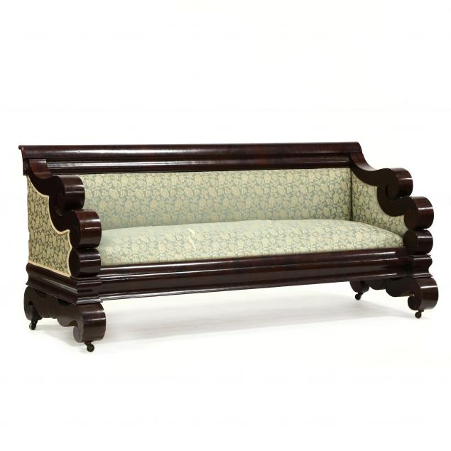 AMERICAN CLASSICAL MAHOGANY SOFA 349d2a