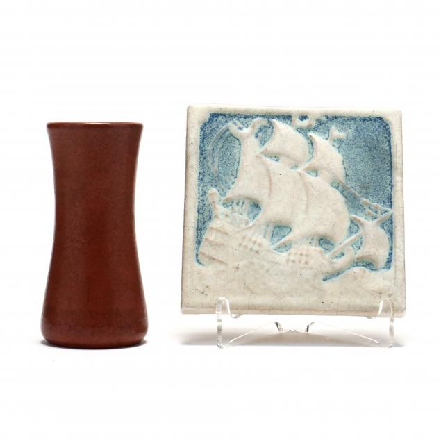 MARBLEHEAD POTTERY TILE AND VASE