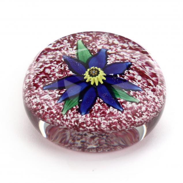 CHARLES KAZIUN FLORAL PAPERWEIGHT 34a261