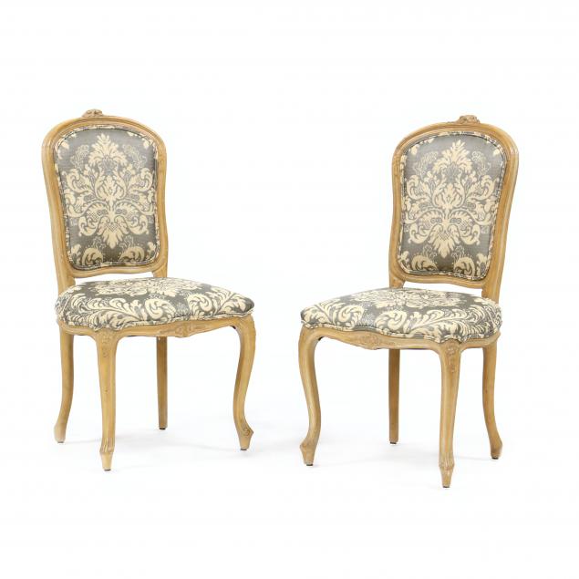 PAIR OF LOUIS XV STYLE CARVED SIDE