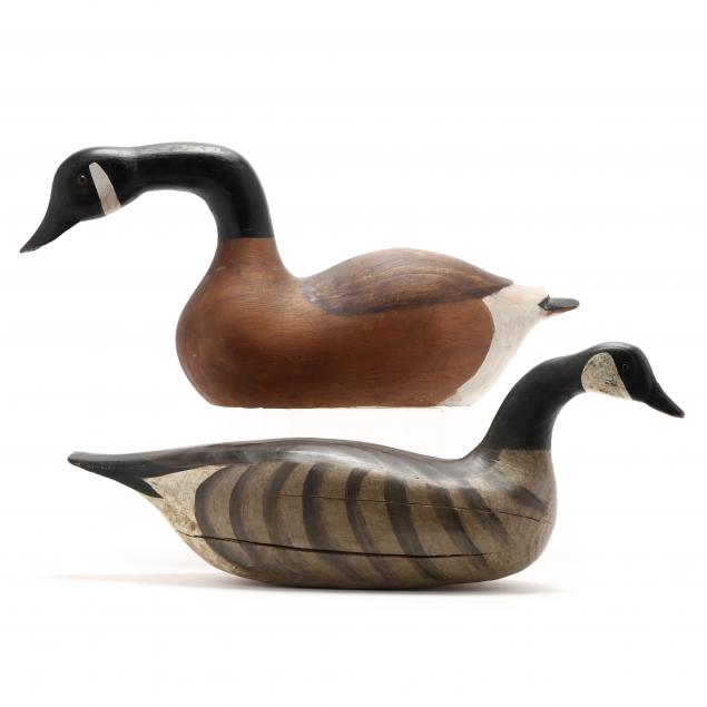 TWO CANADA GEESE DECOYS Late 20th 34a2bf