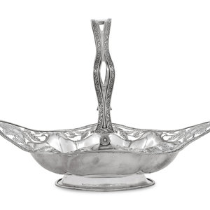 An American Silver Centerpiece 34a3c1