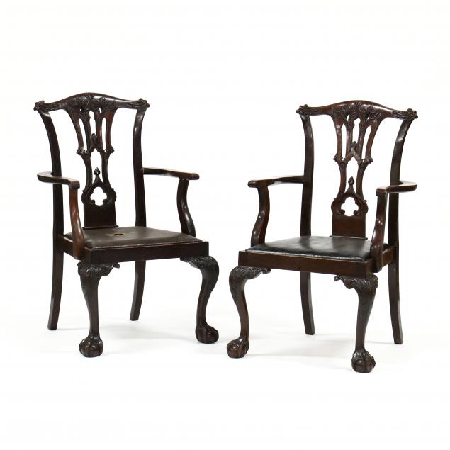 PAIR OF ANTIQUE ENGLISH CHIPPENDALE 34a422