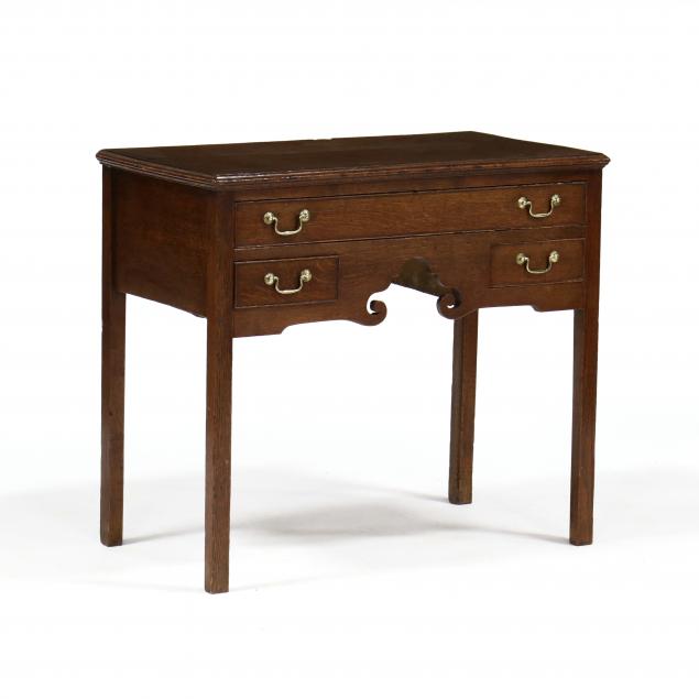 ENGLISH CHIPPENDALE OAK DRESSING 34a430