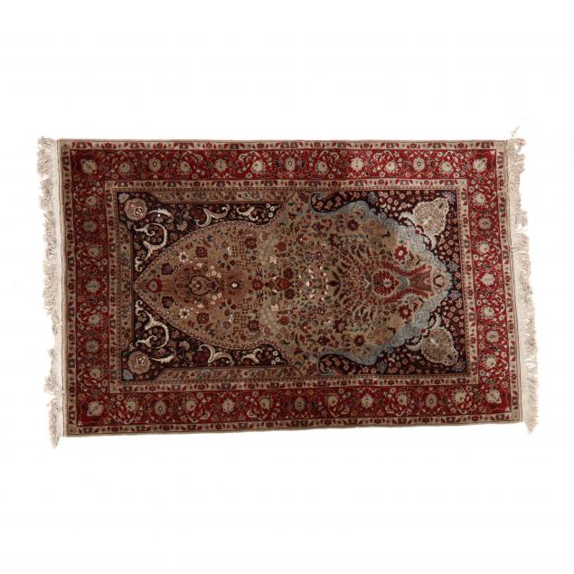 INDO PERSIAN AREA RUG With beige