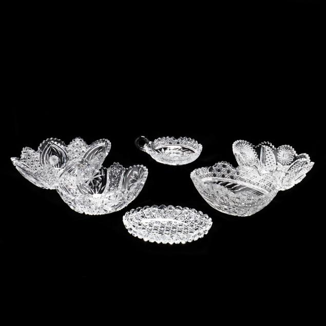 A GROUPING OF SIX CUT CRYSTAL PIECES 34a477