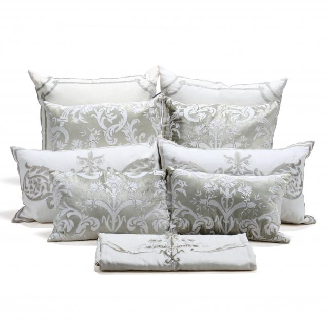 LILI ALESSANDRA, BEDDING AND PILLOWS