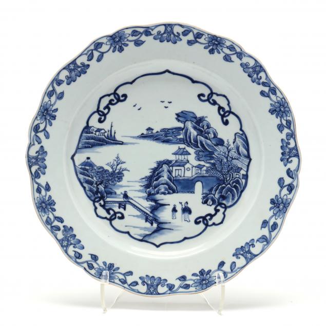 A CHINESE EXPORT PORCELAIN NANKING