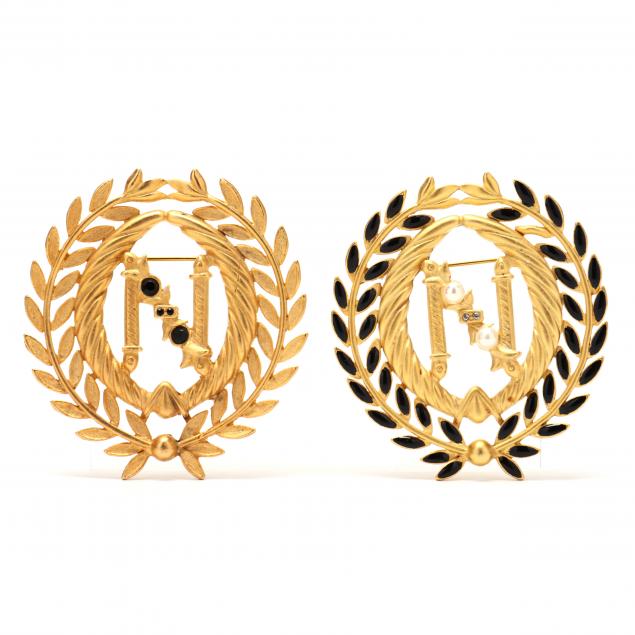 TWO MODERN BROOCHES WITH NAPOLEONIC