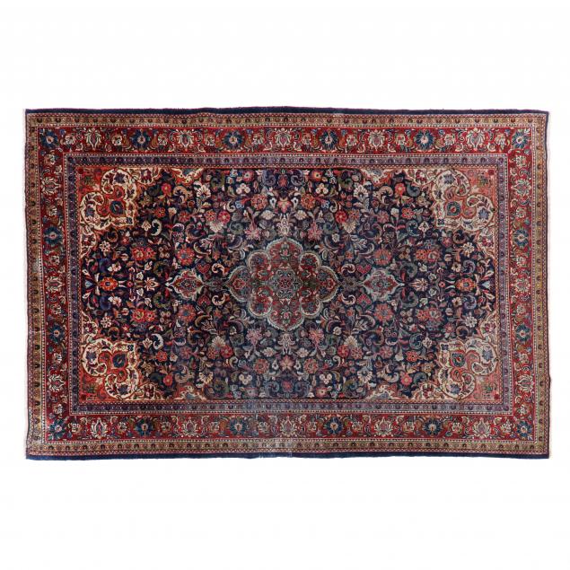 PERSIAN RUG Center shaped medallion