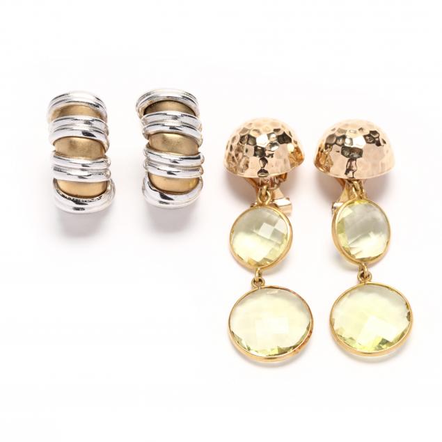 TWO PAIRS OF GOLD EARRINGS To 34829c