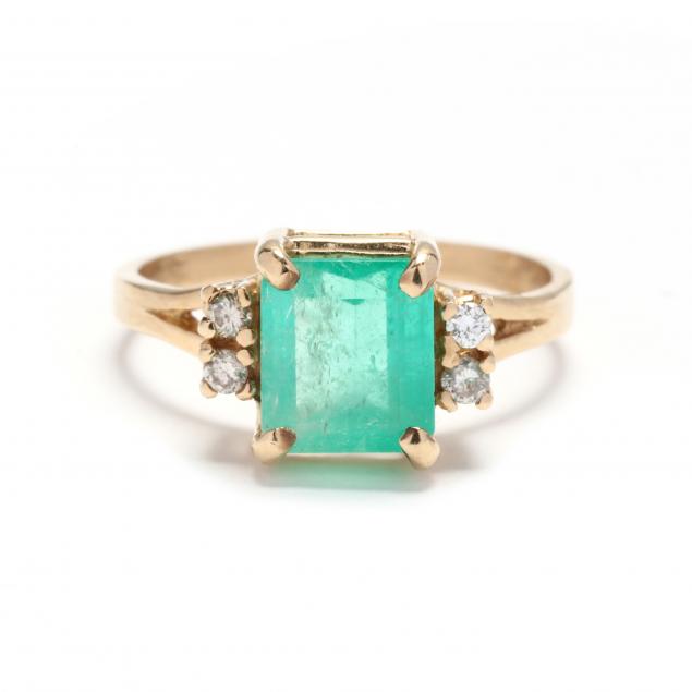 GOLD EMERALD AND DIAMOND RING 3482b0