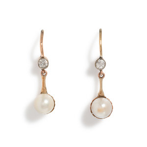 EDWARDIAN DIAMOND AND PEARL EARRINGS Containing 3483c9