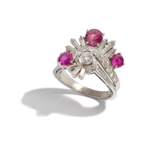 DIAMOND AND RUBY RING Containing 348420