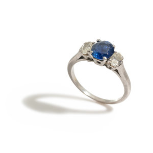 SAPPHIRE AND DIAMOND RING Containing 348458