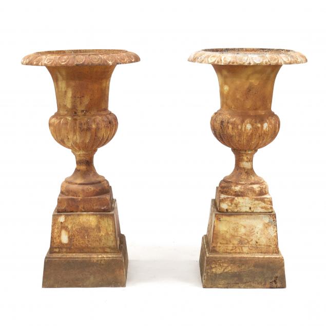 LARGE PAIR OF CLASSICAL STYLE IRON 3484ea