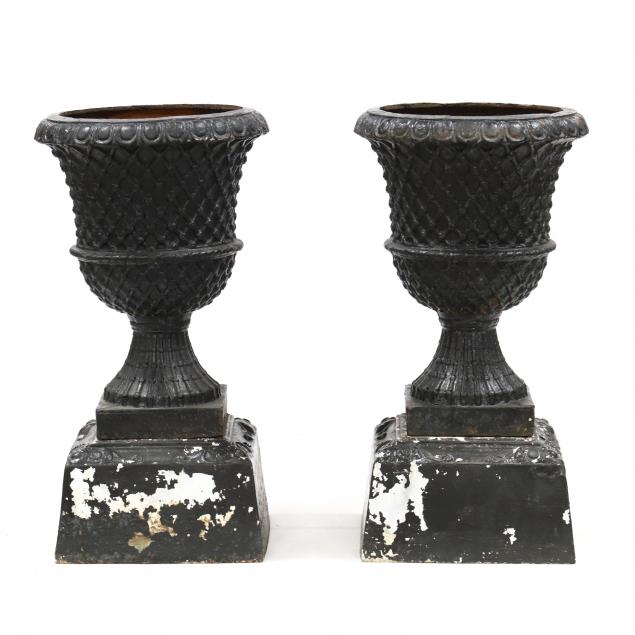 PAIR OF VINTAGE CAST IRON CLASSICAL