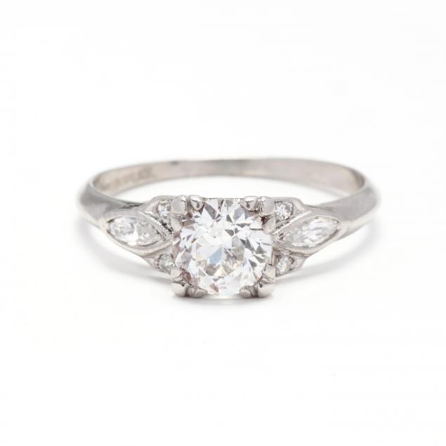 PLATINUM AND DIAMOND RING Centered 348670