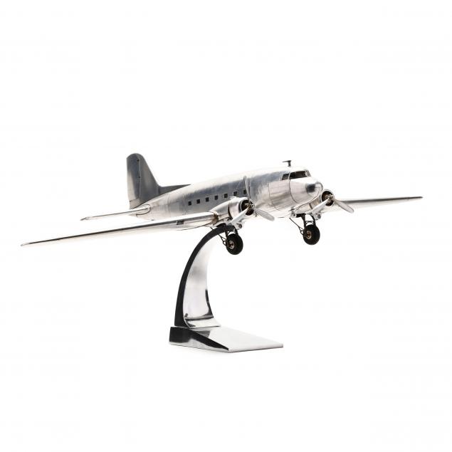 AUTHENTIC MODELS, LARGE ALUMINUM MODEL