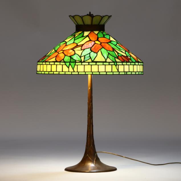 VINTAGE STAINED GLASS TABLE LAMP