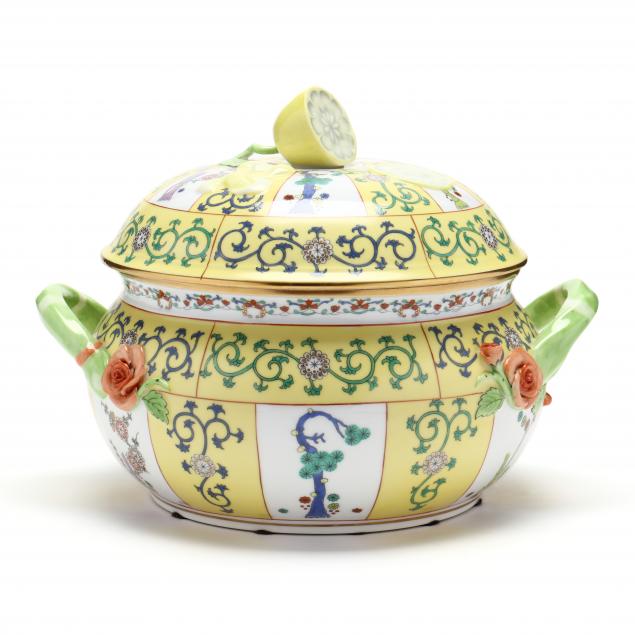 HEREND PORCELAIN COVERED TUREEN